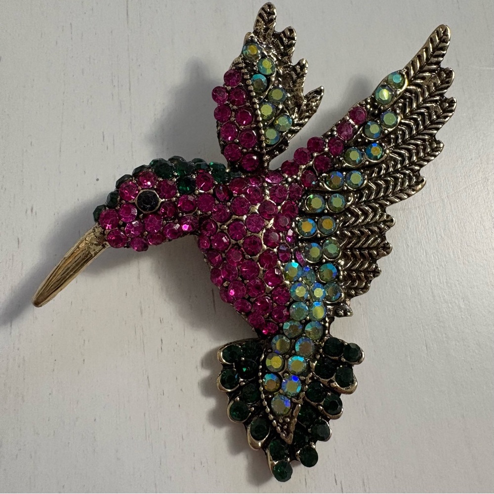 Vintage Pink Rhinestone Hummingbird Brooch Pin Cocktail Brass Tone - Picture 2 of 6